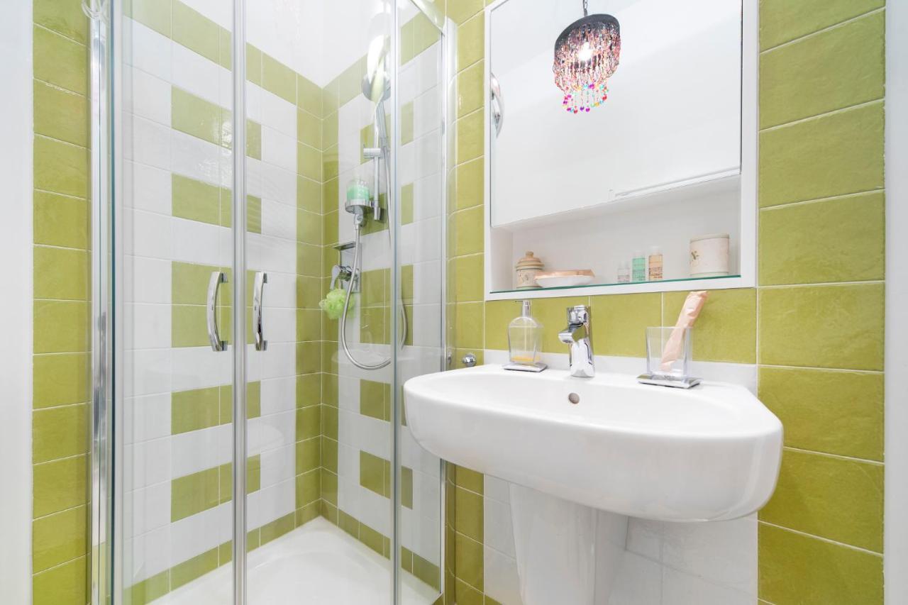 UR-NEST De' Fusari Bologna Bagian luar foto